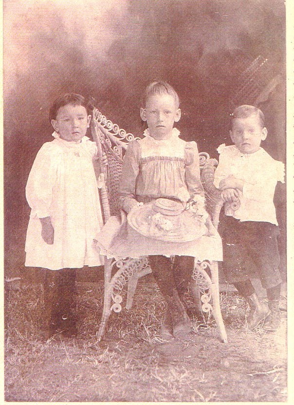 Family picture circa 1950's; Actual size=180 pixels wide